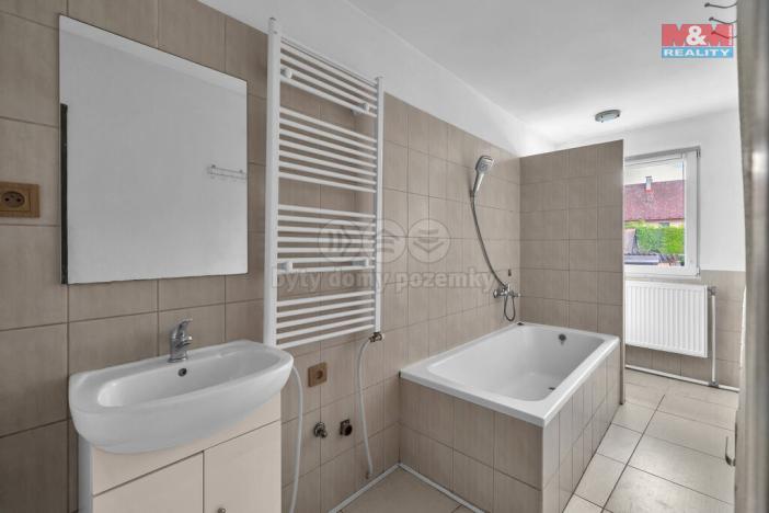 Prodej rodinného domu, Doubravice, 519 m2