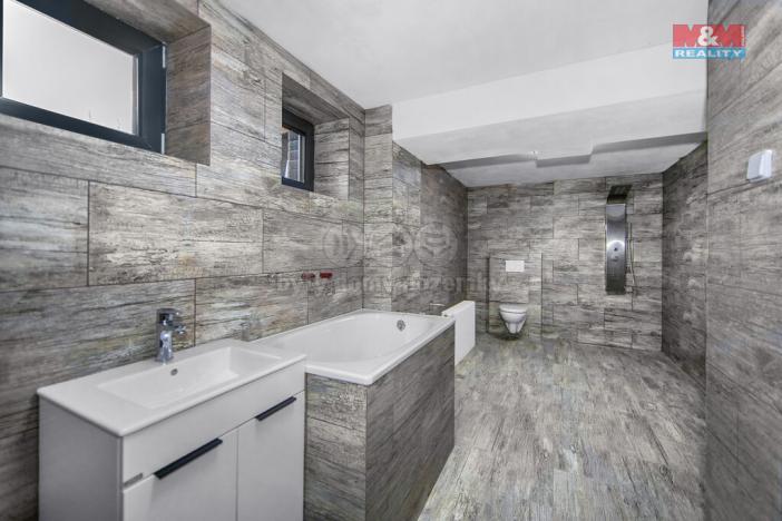 Prodej rodinného domu, Tlučná, Ke Koupališti, 180 m2