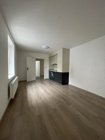 Pronájem bytu 1+kk, Příbram - Příbram I, náměstí T. G. Masaryka, 50 m2