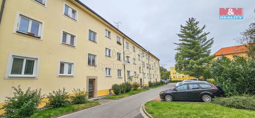 Prodej bytu 2+1, Pardubice - Zelené Předměstí, Železničního pluku, 51 m2