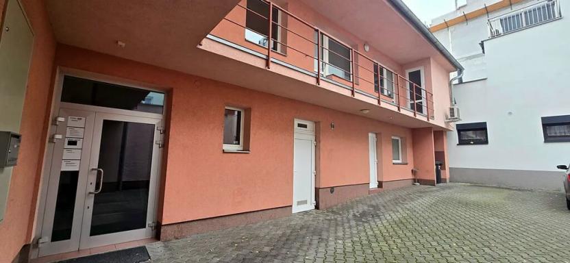 Pronájem kanceláře, Zlín, Lešetín IV, 75 m2