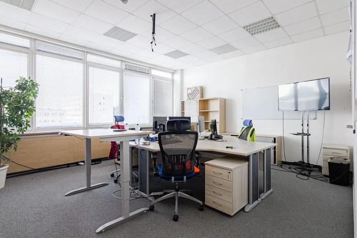 Pronájem kanceláře, Praha - Stodůlky, Jeremiášova, 1000 m2