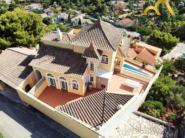 Prodej vily, Denia, Španělsko, Carrer de Temist, 390 m2