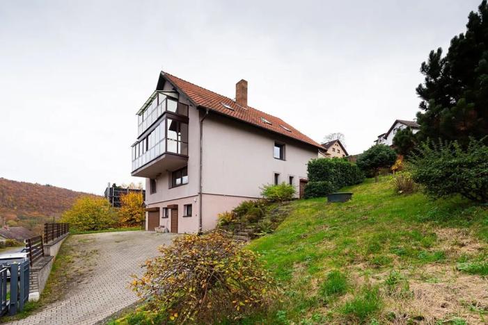 Prodej rodinného domu, Měchenice, Hlavní, 330 m2