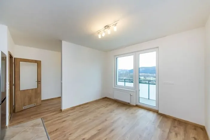 Pronájem bytu 1+kk, Praha - Hodkovičky, Šífařská, 34 m2