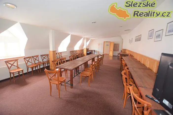 Prodej restaurace, Ostrava, Slavníkovců, 150 m2