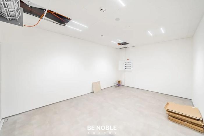 Pronájem obchodního prostoru, Benešov, Vnoučkova, 23 m2