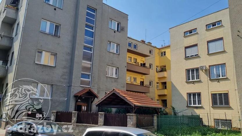 Prodej bytu 2+kk, Prostějov, Joštovo nám., 49 m2