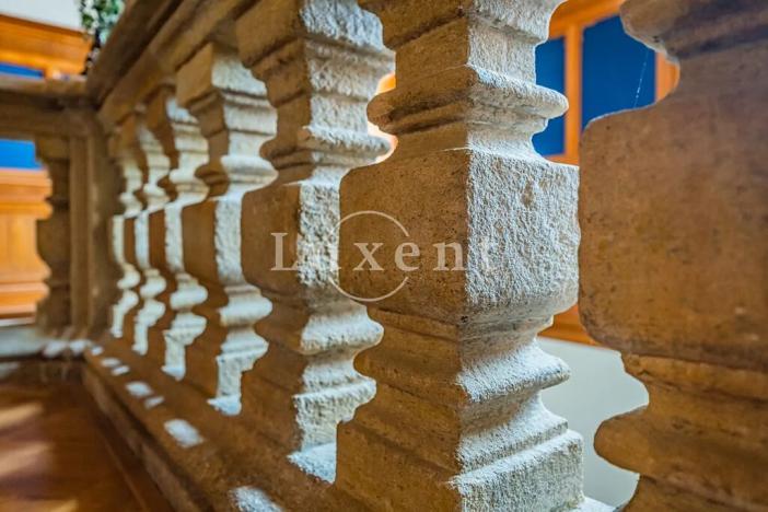 Prodej komerční nemovitosti, Mirošov, náměstí Míru, 1364 m2