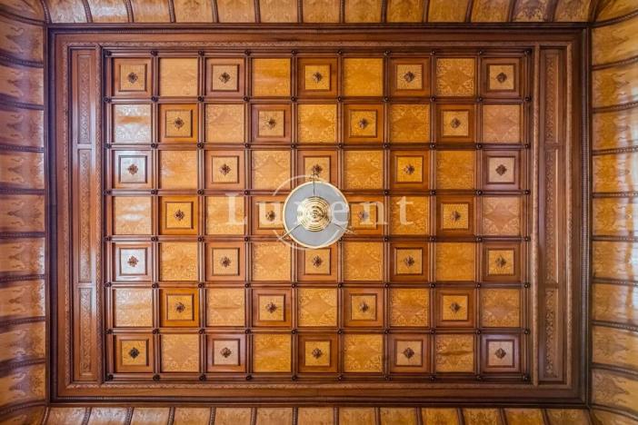 Prodej komerční nemovitosti, Mirošov, náměstí Míru, 1364 m2