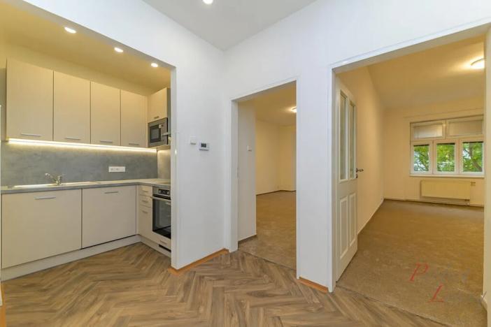 Pronájem bytu 3+1, Praha - Žižkov, Biskupcova, 85 m2