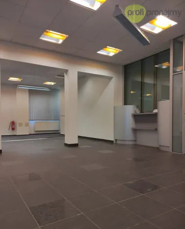 Pronájem kanceláře, Pelhřimov, Nádražní, 171 m2