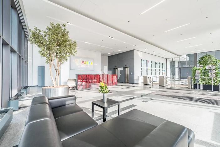 Pronájem kanceláře, Praha - Libeň, Českomoravská, 945 m2