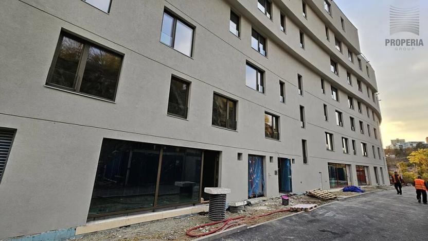 Prodej obchodního prostoru, Brno, Bystrcká, 61 m2