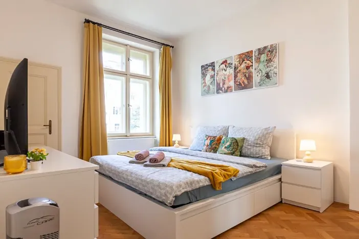 Pronájem bytu 2+kk, Praha - Vinohrady, Mánesova, 60 m2