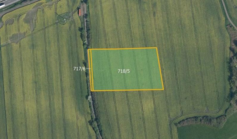 Prodej podílu pole, Mladá Boleslav, 6774 m2