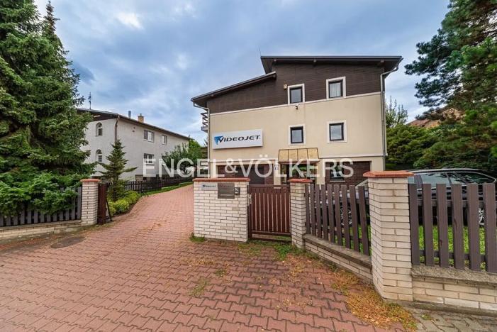 Pronájem kanceláře, Praha - Březiněves, Na hlavní, 821 m2