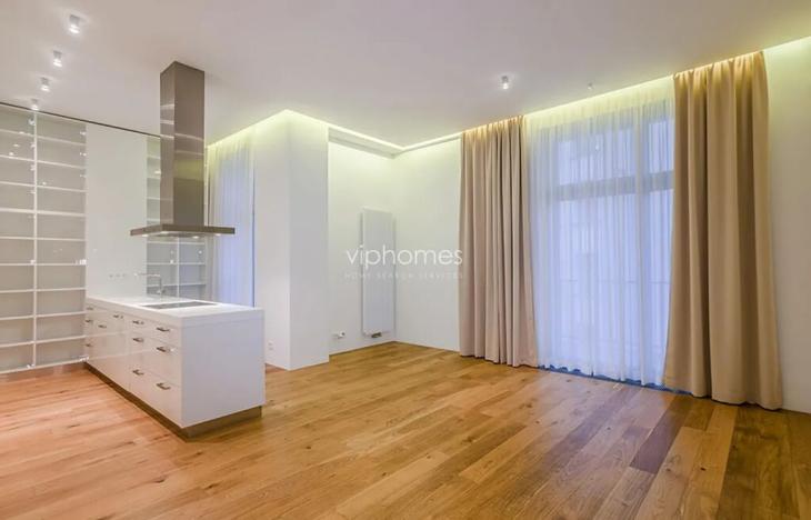 Pronájem bytu 2+kk, Praha - Vinohrady, Laubova, 72 m2