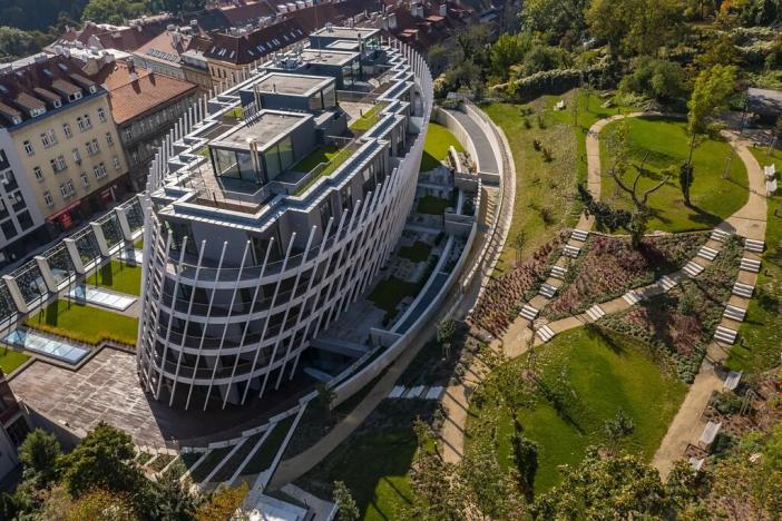 Pronájem kanceláře, Praha - Smíchov, Holečkova, 340 m2