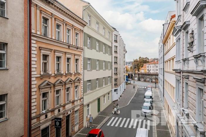 Prodej bytu 2+kk, Praha - Vyšehrad, Neklanova, 65 m2