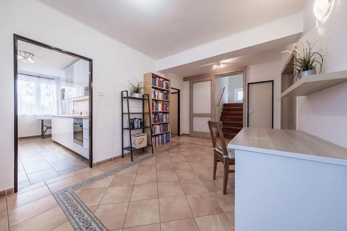 Prodej rodinného domu, Dobrovice, 250 m2