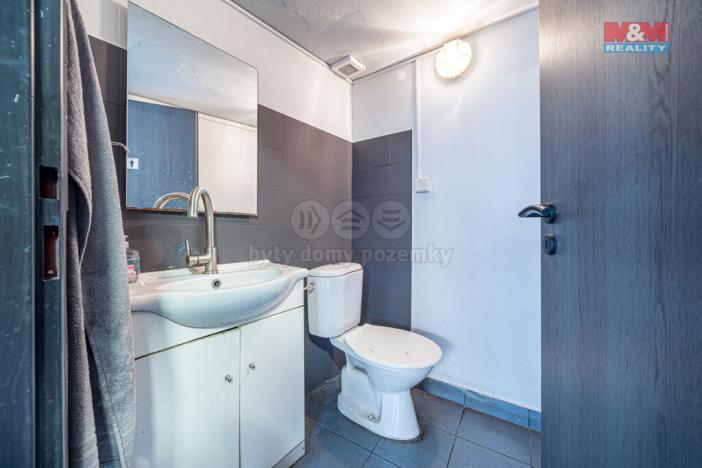 Prodej obchodního prostoru, Zlín - Prštné, Cyklistická, 105 m2