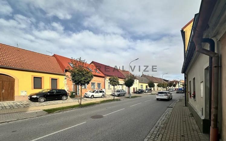 Pronájem bytu 2+kk, Trhové Sviny, Nové město, 46 m2