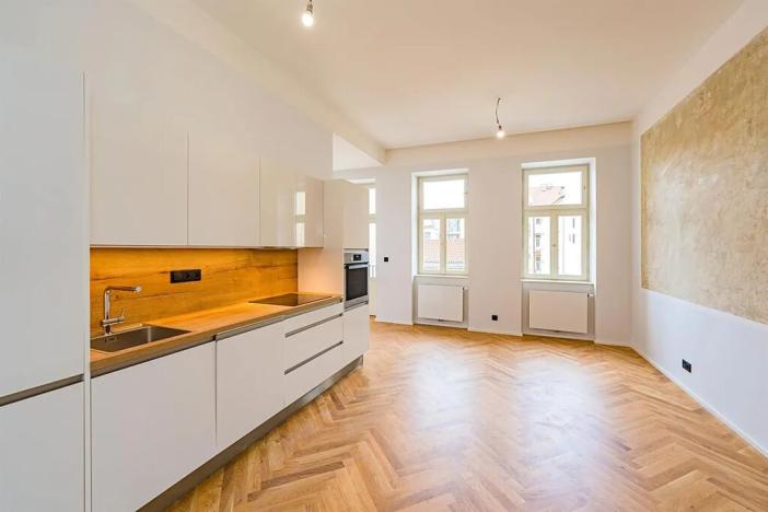 Pronájem bytu 3+kk, Praha - Nové Město, Opatovická, 77 m2