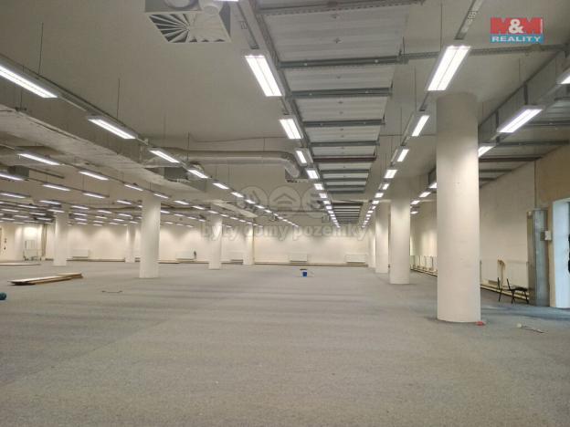 Pronájem obchodního prostoru, Děčín, Plzeňská, 2013 m2