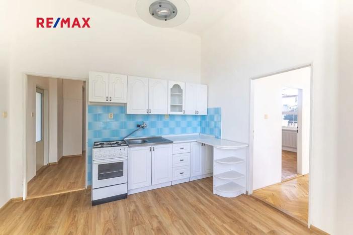 Prodej rodinného domu, Jaroměř, Husova, 770 m2