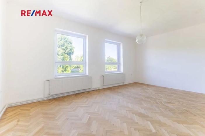 Prodej rodinného domu, Jaroměř, Husova, 770 m2