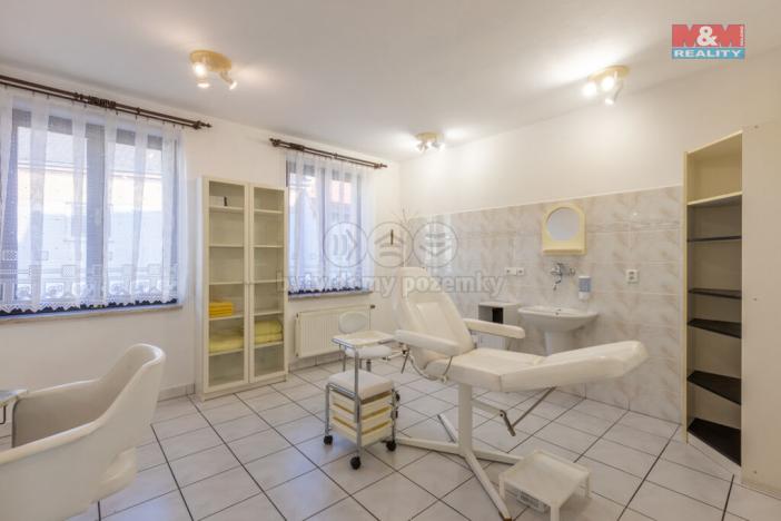 Prodej obchodního prostoru, Postoloprty, Marxovo náměstí, 440 m2