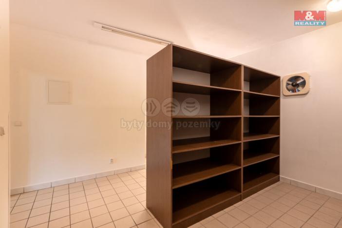 Prodej obchodního prostoru, Postoloprty, Marxovo náměstí, 440 m2