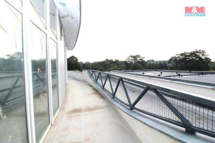 Pronájem kanceláře, Praha - Strašnice, Pod kapličkou, 695 m2