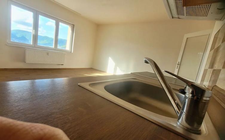 Pronájem bytu 1+kk, Ústí nad Labem, Hradiště, 33 m2