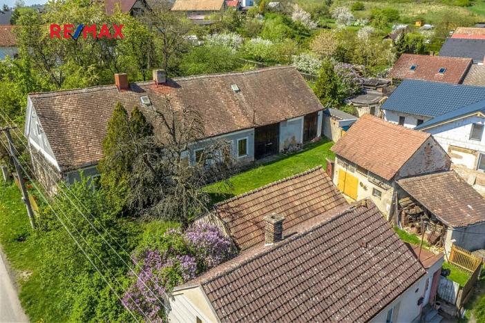 Prodej rodinného domu, Dobrovice, 180 m2