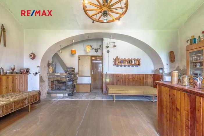 Prodej rodinného domu, Dobrovice, 180 m2