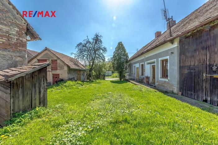 Prodej rodinného domu, Dobrovice, 180 m2