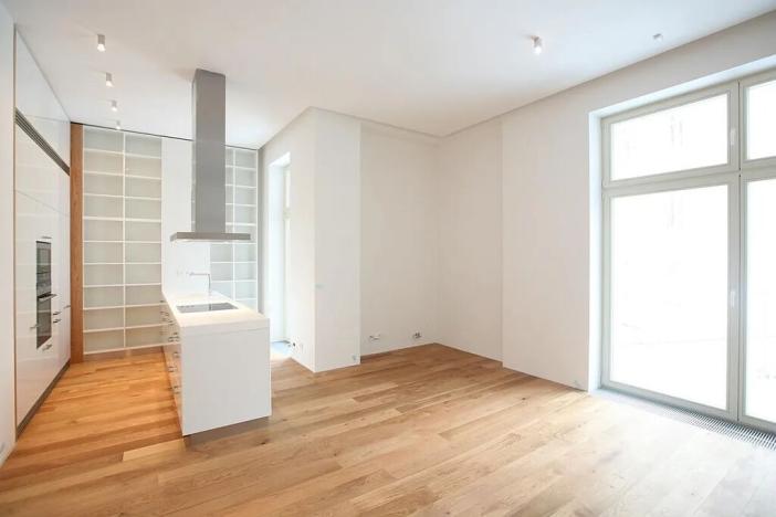 Pronájem bytu 2+kk, Praha - Vinohrady, Laubova, 89 m2