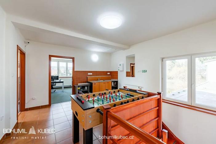 Prodej skladu, Planá nad Lužnicí, Husova, 761 m2