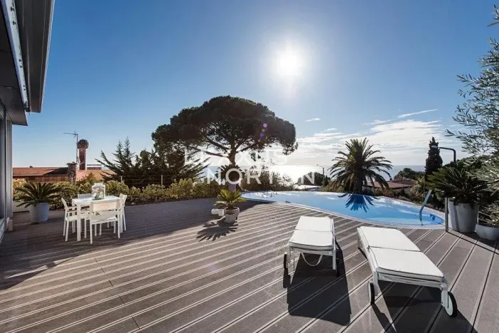 Prodej vily, Tossa de Mar, Španělsko, 250 m2