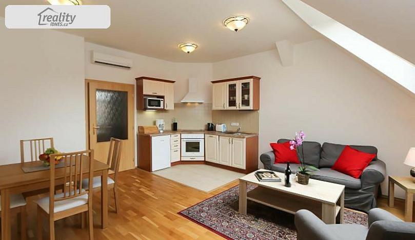 Pronájem bytu 2+kk, Praha - Vinohrady, Na Kozačce, 42 m2