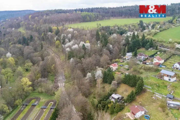 Prodej zahrady, Plasy, 2180 m2
