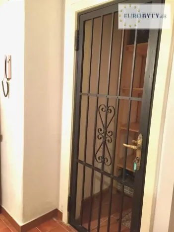 Prodej bytu 3+kk, Praha - Nusle, Na Jezerce, 74 m2