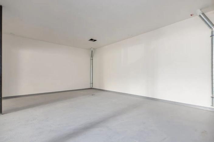 Pronájem skladu, Praha - Vršovice, Rostovská, 110 m2