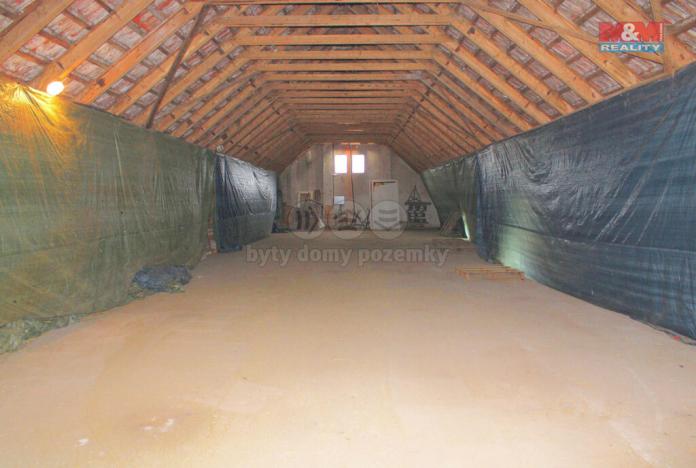 Pronájem skladu, Ostružno, 500 m2