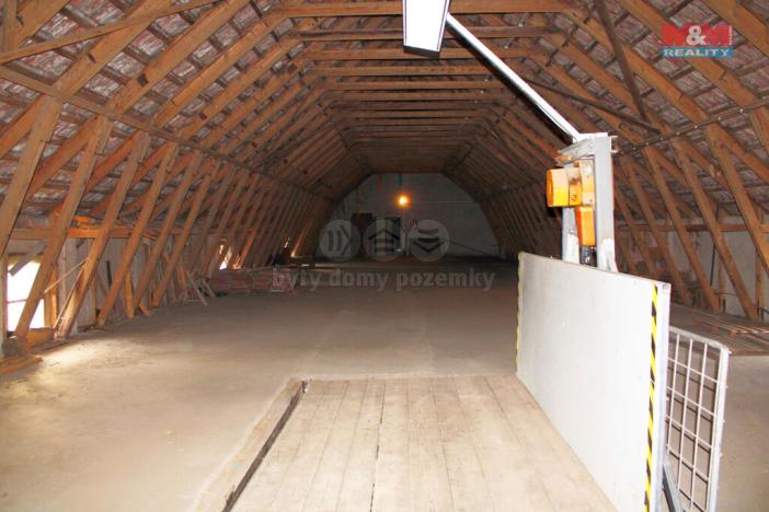 Pronájem skladu, Ostružno, 500 m2