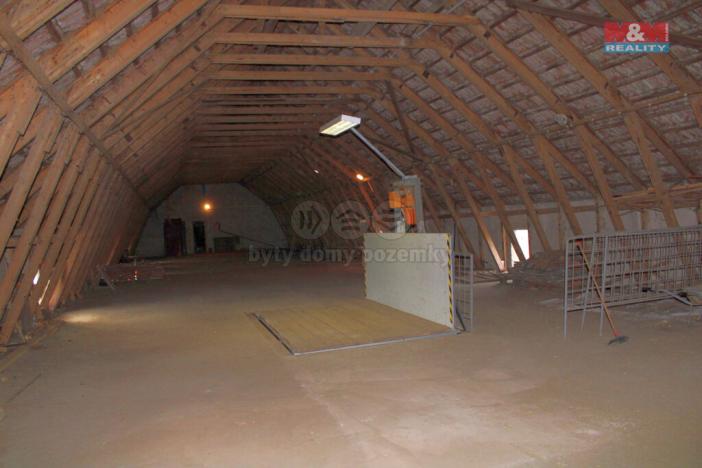 Pronájem skladu, Ostružno, 500 m2