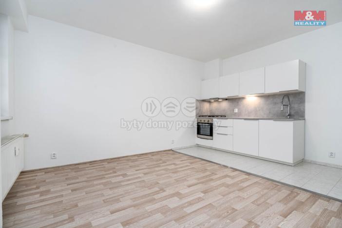 Prodej bytu 2+kk, Praha - Kyje, Pelušková, 42 m2