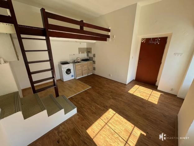 Pronájem bytu 1+kk, Praha - Dubeč, Starodubečská, 22 m2